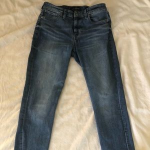 Lucky jeans size 4/27